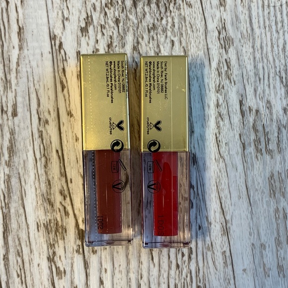 NEW F.A.R.A.H. Matte Liquid Lipsticks in Farah AND Tiffany 2.8 ml 0.1 fl. oz. - Picture 6 of 9